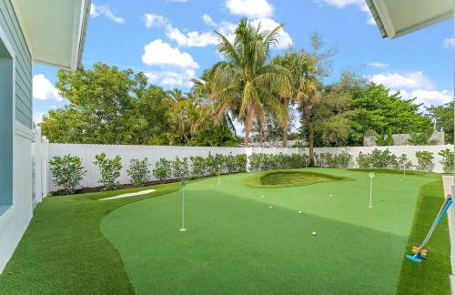 Diamond Sands Epic Mini Golf Guest House - Photo 42