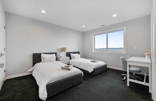 Piermont Waterfront Villa! - Photo 55