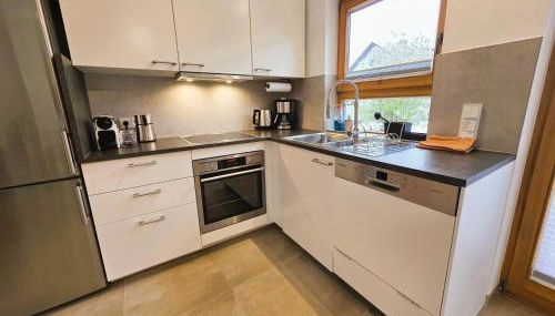 Modernes Ferienhaus mit großer Küche, Terrasse & Garten - Foto 2