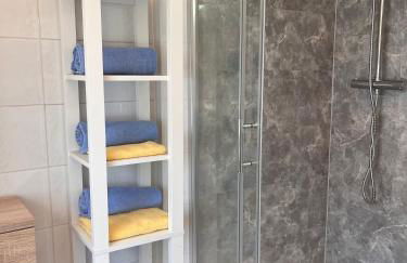 Loftartiges Appartment in Magdeburg, 2 Schlafzimmer, Küche und Bad - B - Foto 15