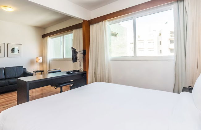 Paraiso Suites by Charlie - Photo 32