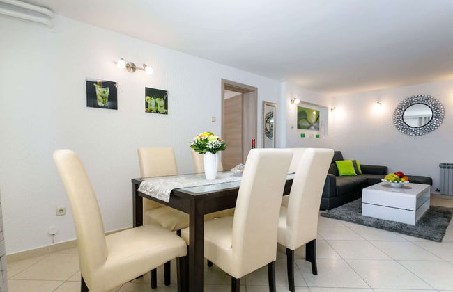 Lovely Apartment With Terrace & Garden Grill - Foto 11