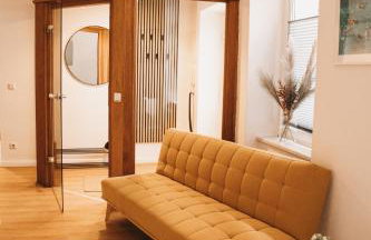 Studio Apartment im Zentrum mit Parkplatz & neuem Badezimmer - Foto 1