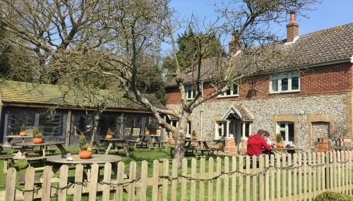 Pilgrims - Traditional flint cottage with open fire - Foto 5