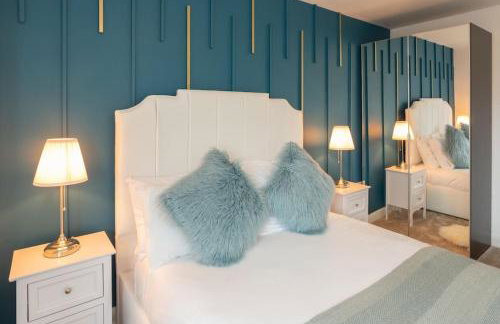 Luxurious 4 Dbl Bedroom house- home away from home - Foto 17