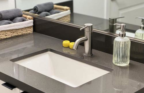 Charming 2BR Retreat Pool Gym 10min to Disneyland - Foto 57