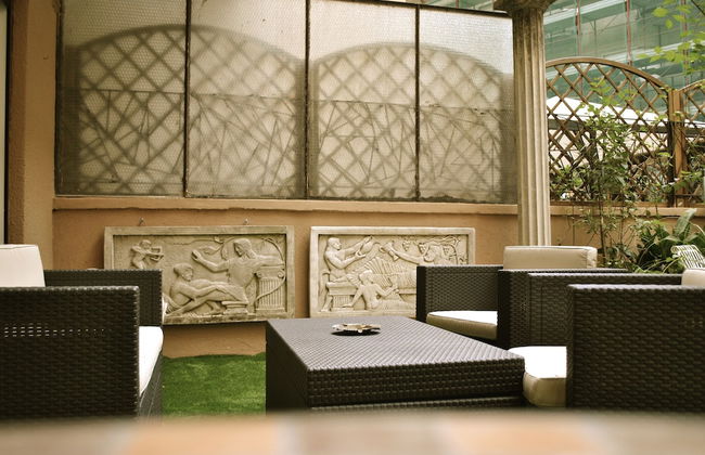 Demi's Home - Photo 10