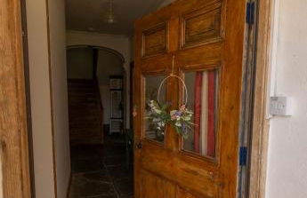 The perfect bolt hole - Photo 6