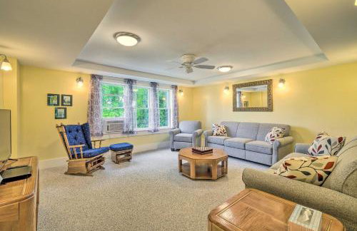 7 Mi to Seneca Lake Family Retreat in Stanley - Foto 1