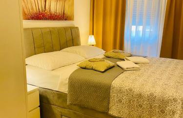 Nova Galerija Studio Ema i Apartman Anita- parking in garage - Foto 3