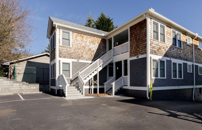 Downton Annie Apartment Four 2 BD 1BA Parking - Foto 24