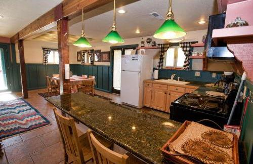 Cottage Inn by Casago McCall - Donerightmanagement - Photo 10