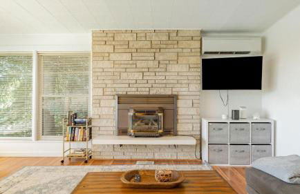 Sunny Side Island Retreat by Avantstay Backyard - Photo 18