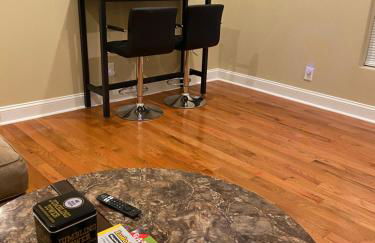 Modern 3-bedroom, big fence yard, Pets stay free - Foto 26