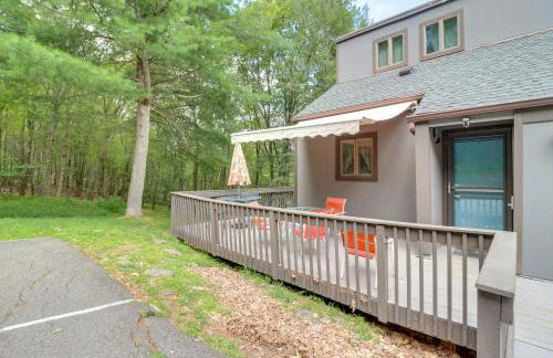Community Indoor Pool Tannersville Townhome - Foto 27