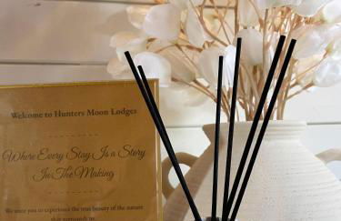 Otter 1 - Private Hot Tub - Bali Inspired Lodge - Bath - Longleat - Wiltshire - Photo 72