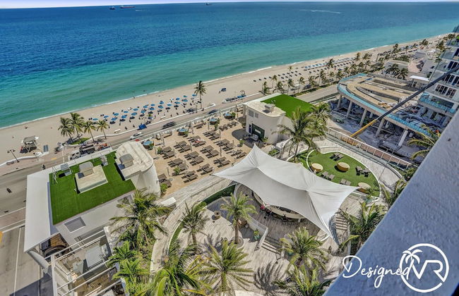 Stunning Beachfront Luxury- Your Perfect Getaway! - Photo 17