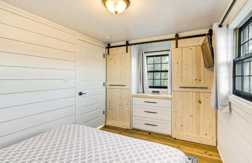 Canoes and Dock Waterfront Retreat on Lake Beulah! - Foto 15