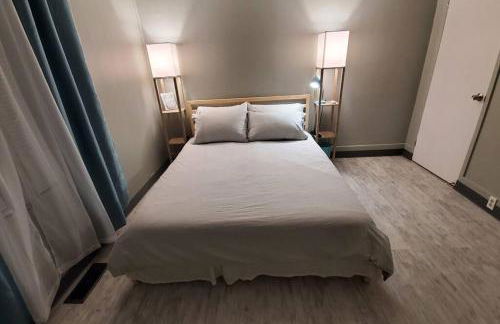 Cozy Cottages across from the Food Trucks of Aloha mall - Foto 33