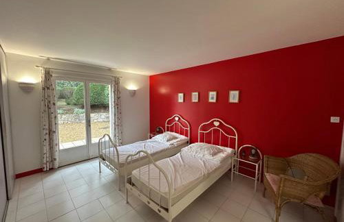 villa 8 pers, climatisée, piscine chauffée, un havre de paix sous les pins parasols - Foto 17