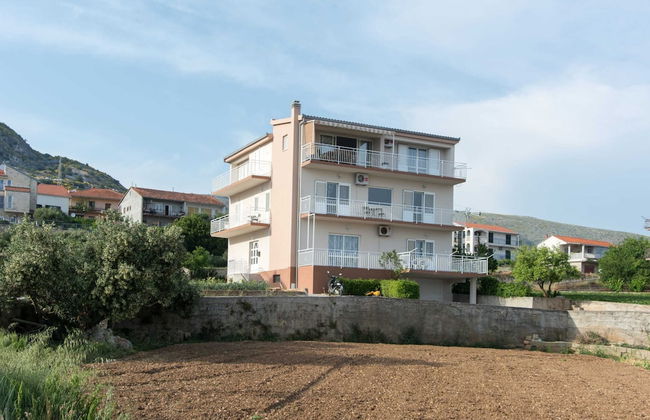 Apartment in Seget Donji Near Trogir Old Town - Photo 26