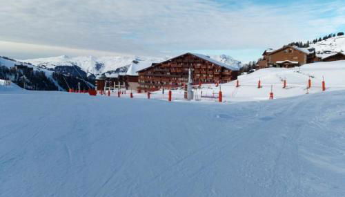 Plagne Soleil - Montsoleil -Ski aux pieds-5 personnes - Foto 3