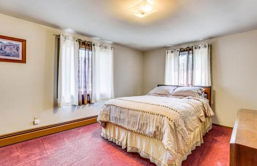 12 Mi to Castle Rock Lake Serene New Lisbon Home! - Foto 11