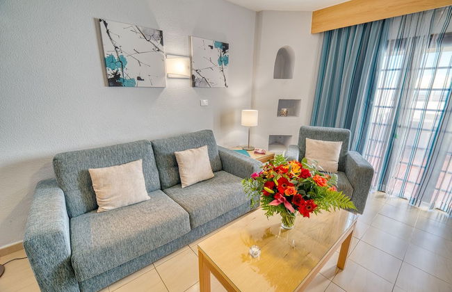 Ona Las Rosas - Photo 14