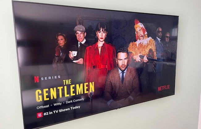 Varna Top Center Luxury One-bedroom Apartment - Photo 16