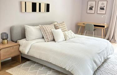 Modern Retreat Near Domain with Game Room and Gym - Foto 27