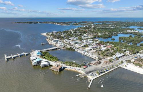 Beach and Pool Access at Condo on Cedar Key! - Foto 32
