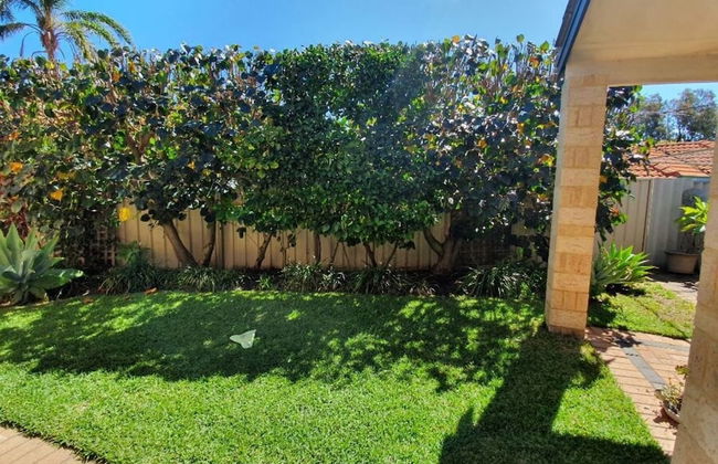 Comfortable 2 Bedroom With Serene Garden - Foto 16