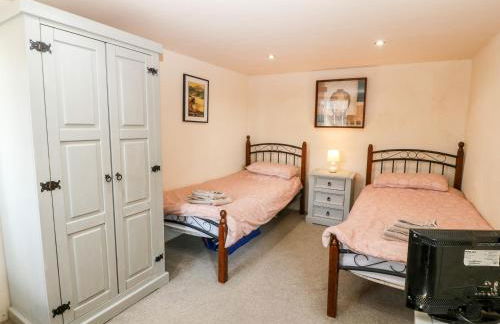 Bwthyn yr Onnen Ash Cottage - Photo 11