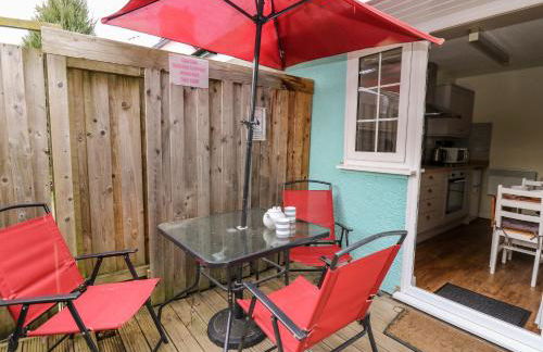 Honeysuckle Cottage - Photo 22