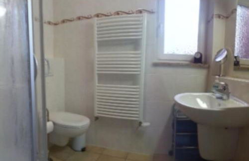 Geräumige Wohnung mit Terrasse in ruhiger Lage - Foto 17