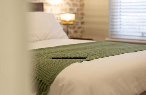 'Weston House' Newly Renovated Family and Workspace Business Cosy Home in Runcorn, Cheshire ENTIRE HOUSE - Foto 5