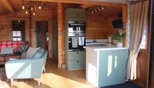 Beautifully Restored Log Cabin - Foto 2