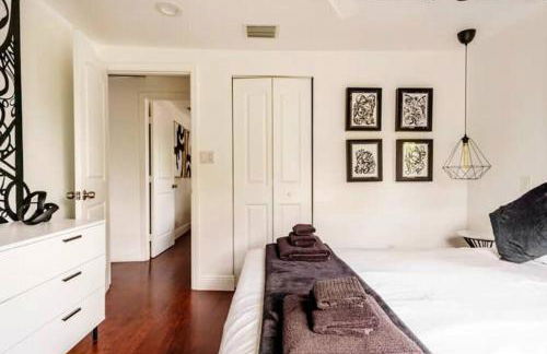 5BD 3BA - Black&White ArtBNB - Antique Row WPB - Foto 32