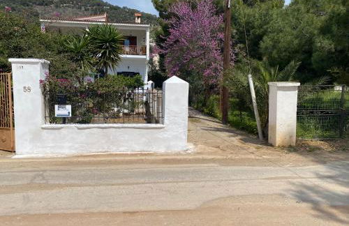 Poros Seaside Suite - Photo 31