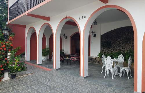 APART STUDIOS PONTAL - Aeroporto a 300 m - Praia 1,5 Km - Centro 2,5 Km - Cozinha Privativa - Mercado GBARBOSA e Padaria 450 m - Próx diversos Comércios a pé - Ar condic - Studios de 15 a 38 m2 Bem Equipados e Funcionais - Ideal Turismo e Trabalho - Foto 14