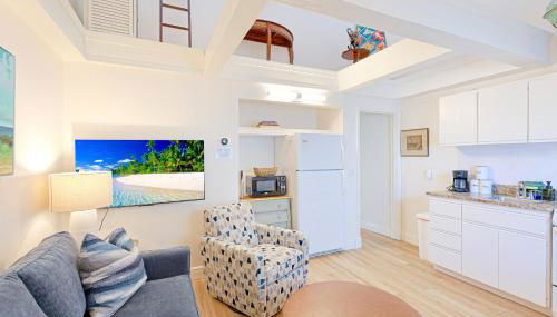 Newly remodeled 8-steps to sand path of Beach! - Foto 5