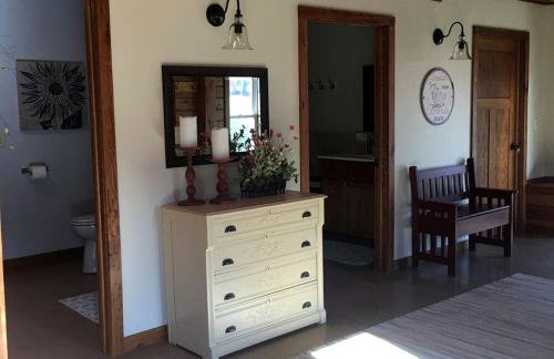 Family-Friendly Historic Barn Rental on Hobby Farm near Frederic, Wisconsin - Foto 6