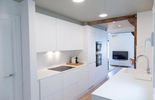 Next city center San Sebastian Bus & Train Station Free wifi - Foto 8