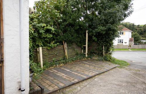 A charming pet-friendly 2-bedroom cottage - Foto 22