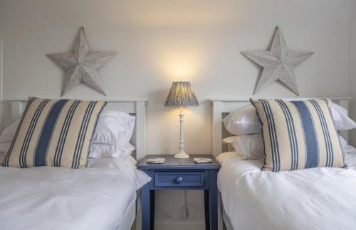 Miramare Cottage - Photo 26