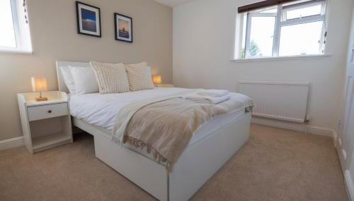 The Secret Garden - West Sussex - 3BR House with Drive - Foto 5