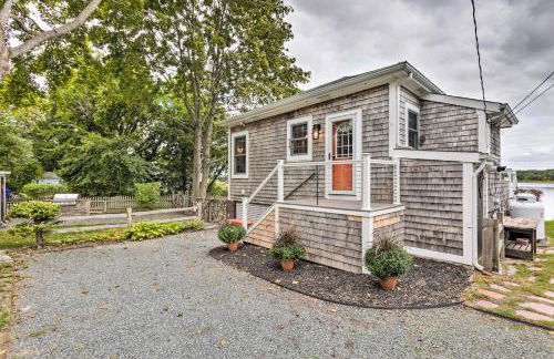 Charming Bristol Cottage with Private Beach! - Foto 33