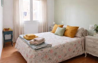 Piso completo para 5 personas en Gijón Casa Lantoxana - Foto 9