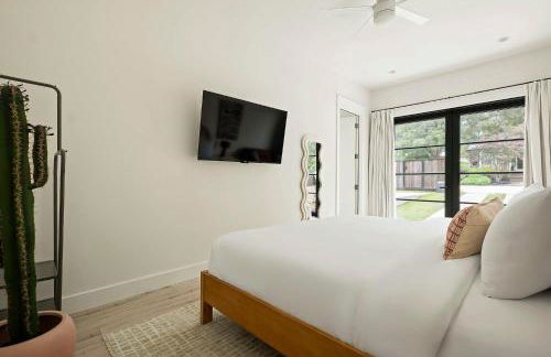 Modern Home in East Austin - Private Pool & BBQ - Foto 30