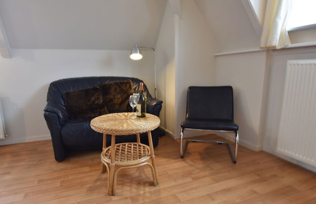 Apartment in Bergen aan Zee Near the Beach - Photo 10